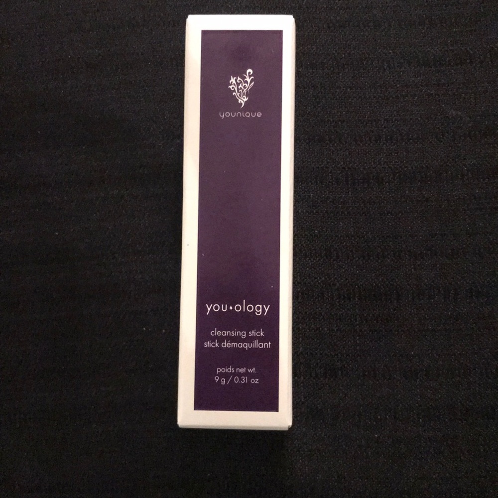 Younique you.ology cleansing stick makeup remover